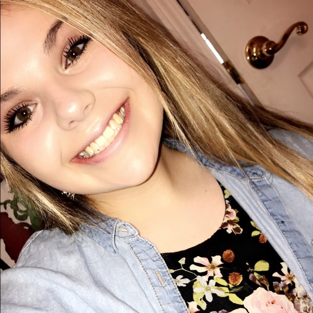 Meet your Posher, Natalie